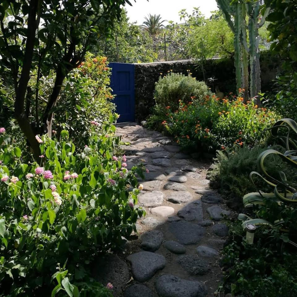 Hotel La Rosamarina Stromboli Exterior foto