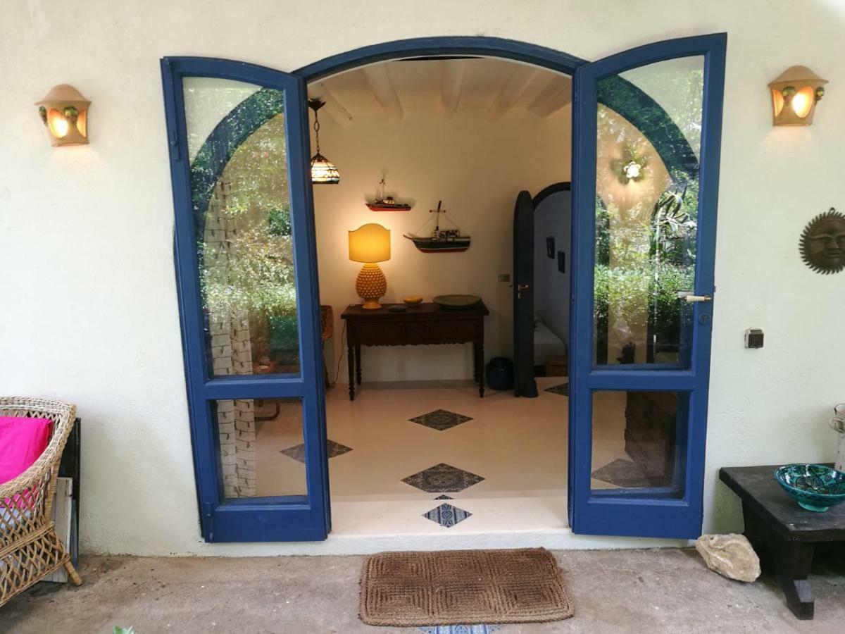 Hotel La Rosamarina Stromboli Exterior foto