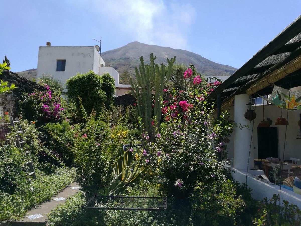 Hotel La Rosamarina Stromboli Exterior foto